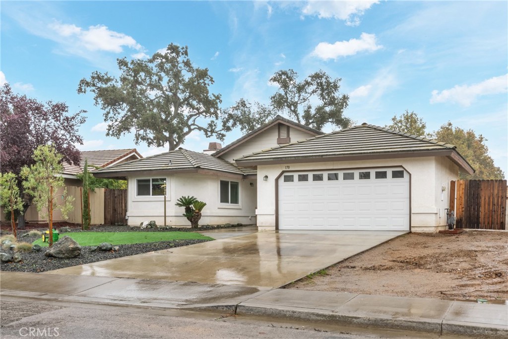 170 Sandcove Ln, Paso Robles, CA 93446