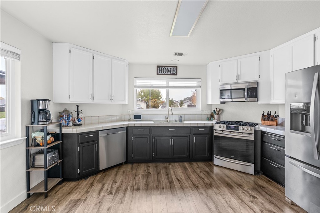 170 Sandcove Ln, Paso Robles, CA 93446