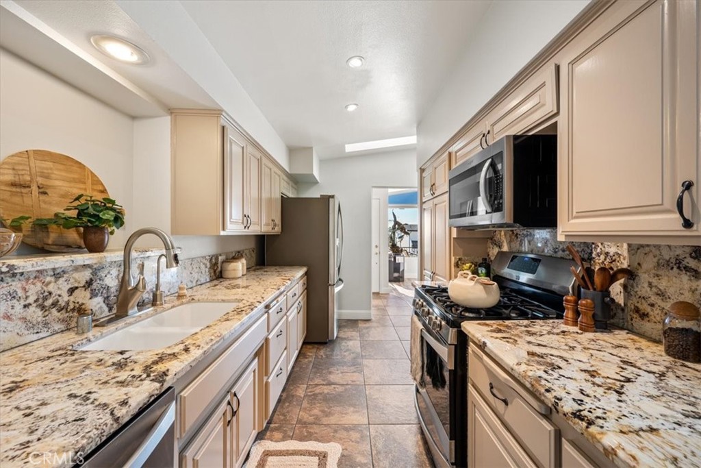 870 Visalia St, Pismo Beach, CA 93449