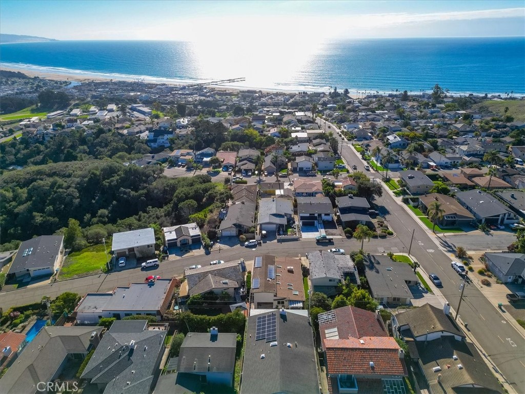 870 Visalia St, Pismo Beach, CA 93449