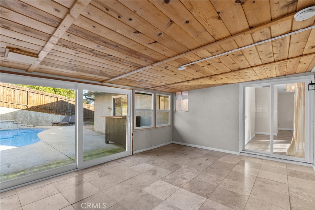 102 Glencrest Ln, Paso Robles, CA 93446