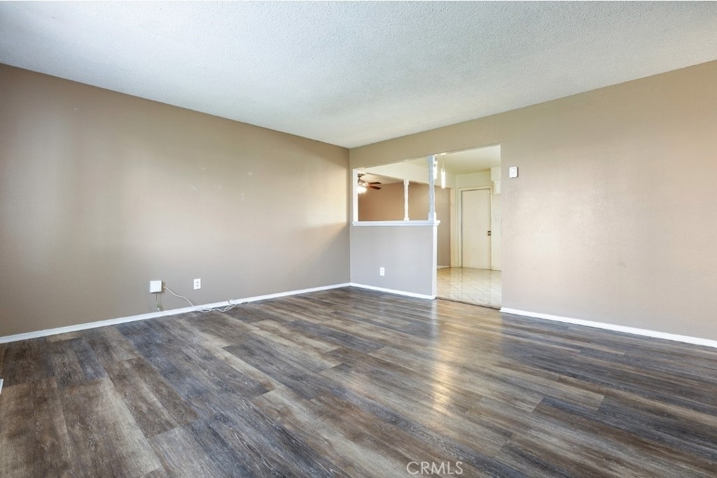 5097 E Carmen Ave, Fresno, CA 93727