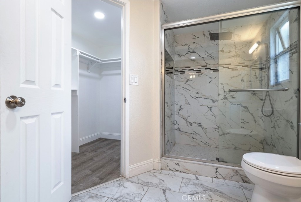 5097 E Carmen Ave, Fresno, CA 93727