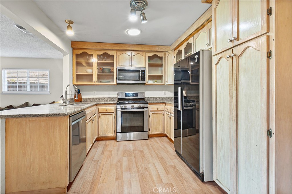 1103 Patricia Ln, Paso Robles, CA 93446