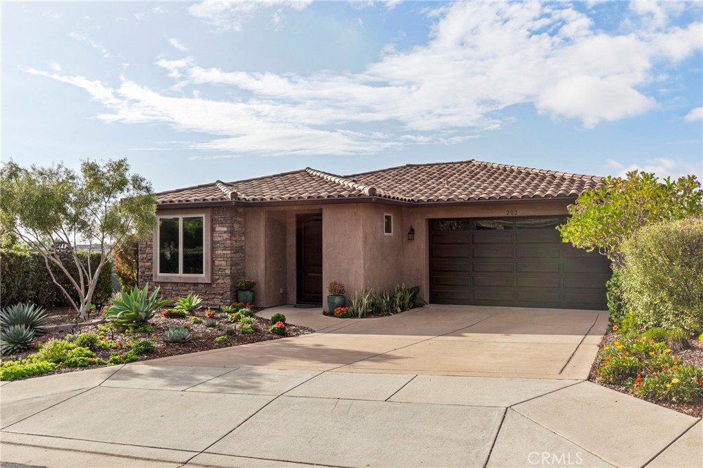 202 Cima De Colina, Pismo Beach, CA 93449