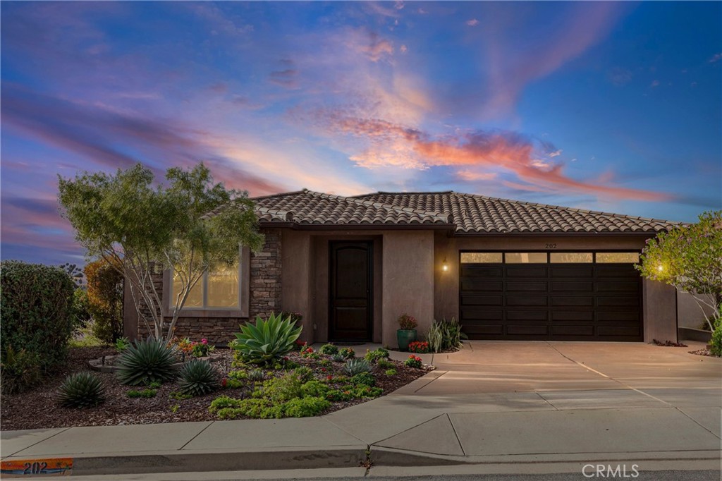 202 Cima De Colina, Pismo Beach, CA 93449