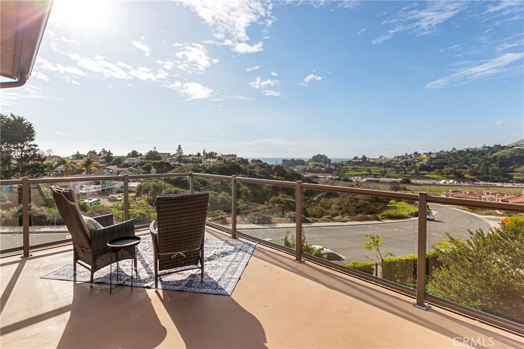 202 Cima De Colina, Pismo Beach, CA 93449