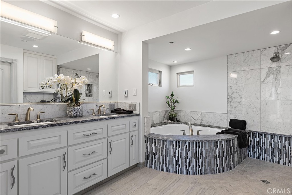 3352 Studio Dr, Cayucos, CA 93430