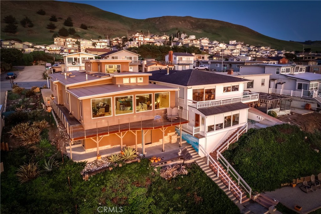 3352 Studio Dr, Cayucos, CA 93430