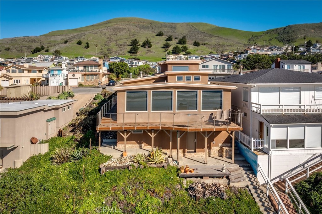 3352 Studio Dr, Cayucos, CA 93430
