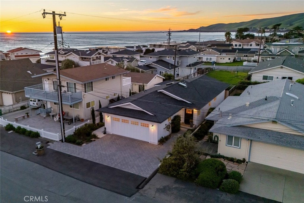 29 11th St, Cayucos, CA 93430
