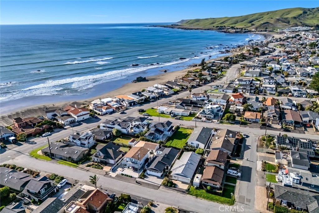 29 11th St, Cayucos, CA 93430