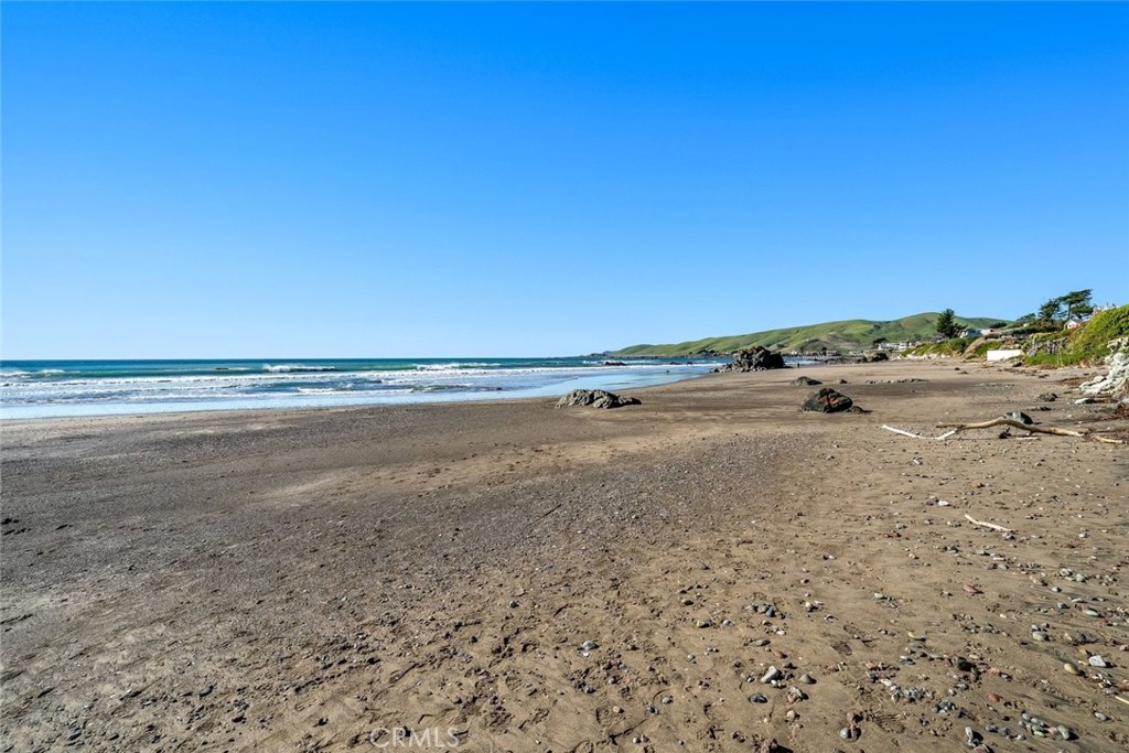 29 11th St, Cayucos, CA 93430