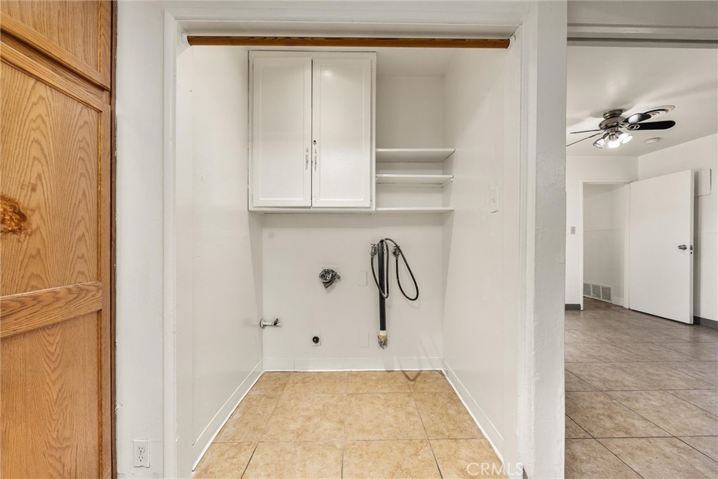 838 20th, Delano, CA 93215