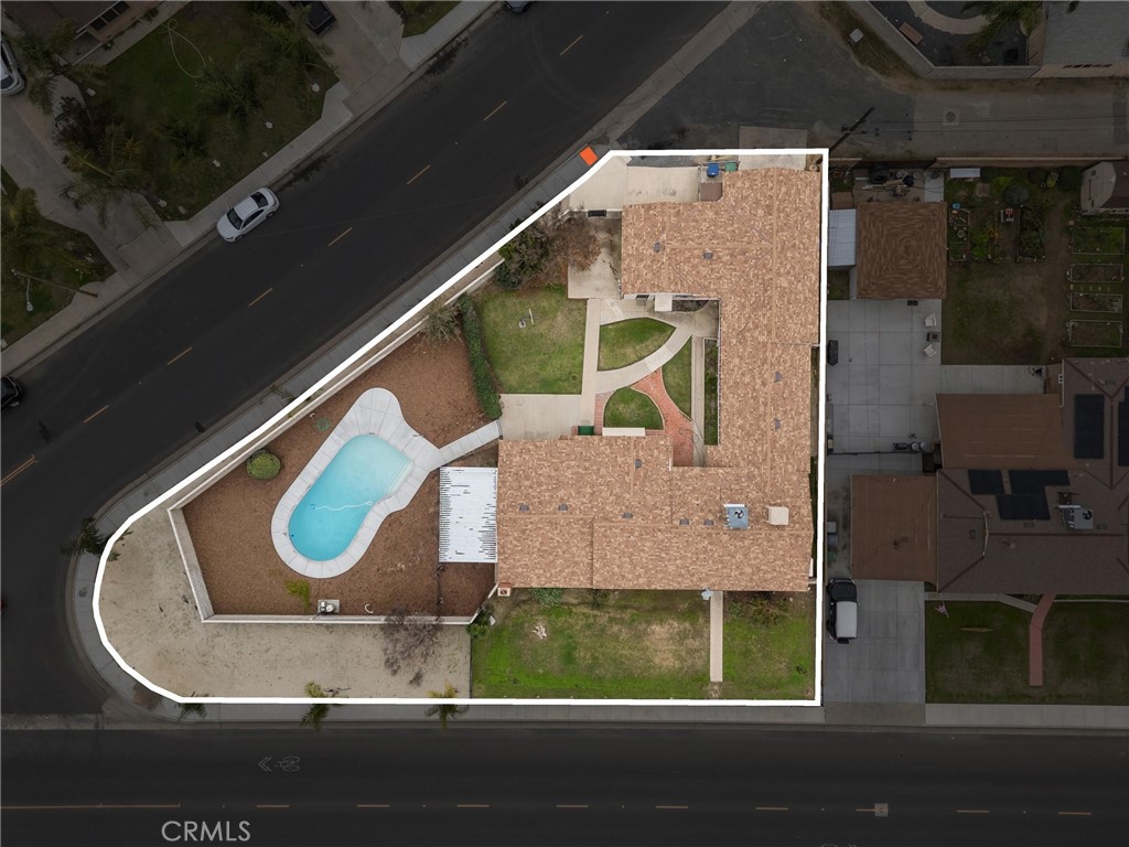 838 20th, Delano, CA 93215