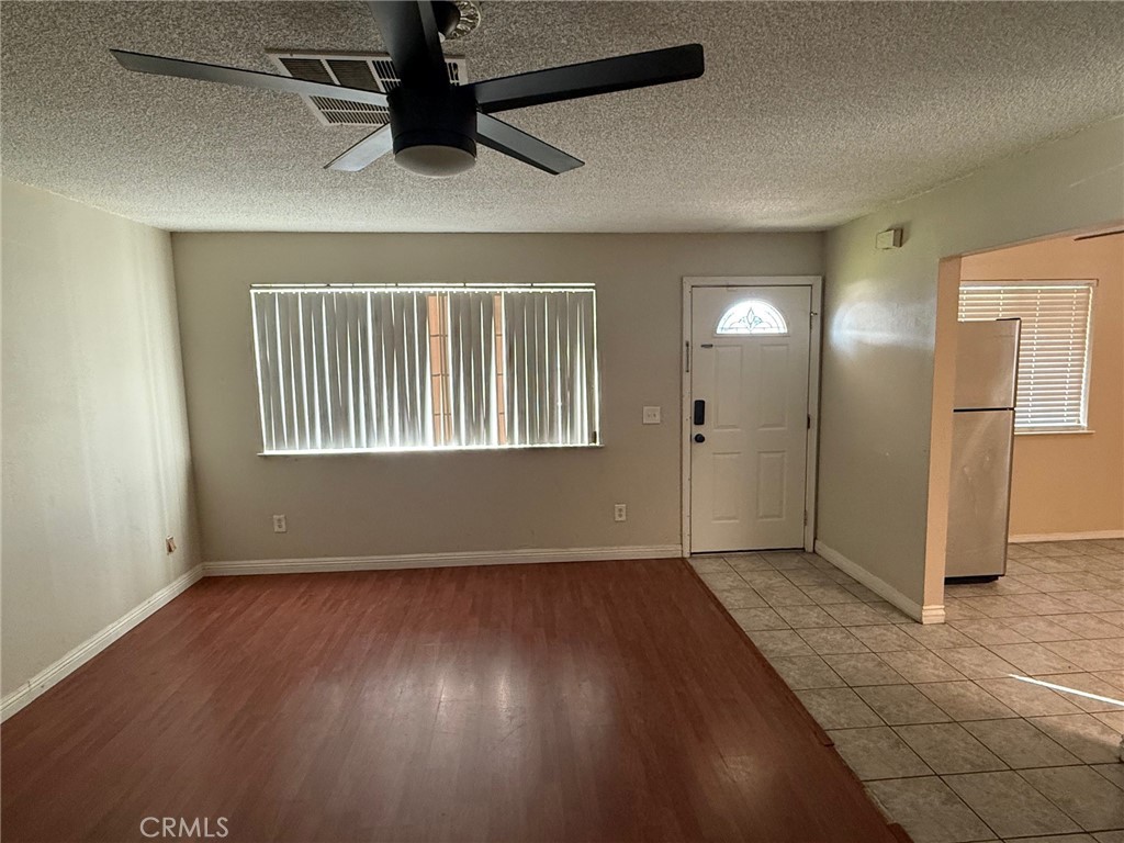 1524 S Marion St, Tulare, CA 93274