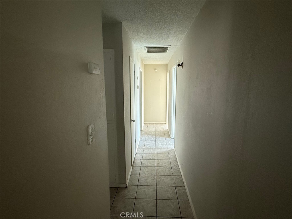 1524 S Marion St, Tulare, CA 93274