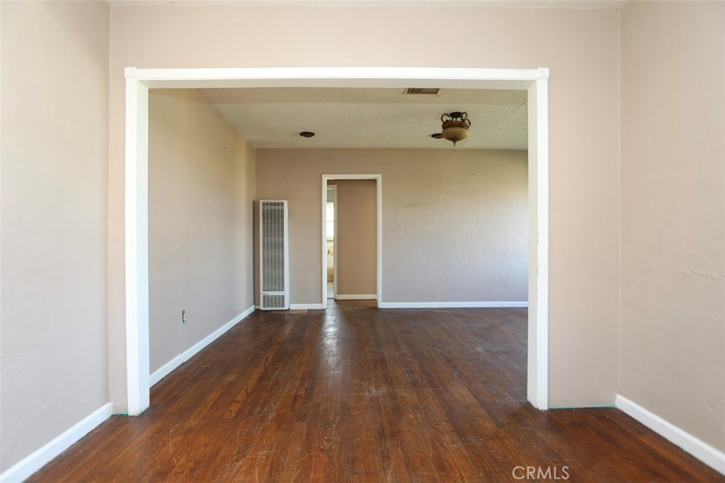 245 Atlantic Ave, Shafter, CA 93263