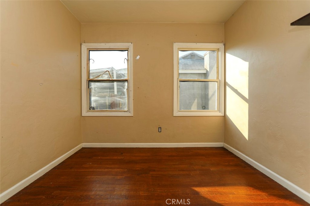 245 Atlantic Ave, Shafter, CA 93263