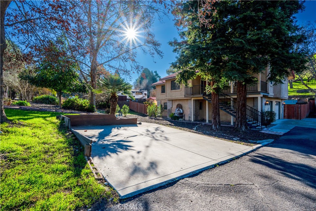 616 Jackson Dr, Paso Robles, CA 93446