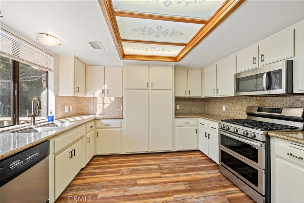 616 Jackson Dr, Paso Robles, CA 93446