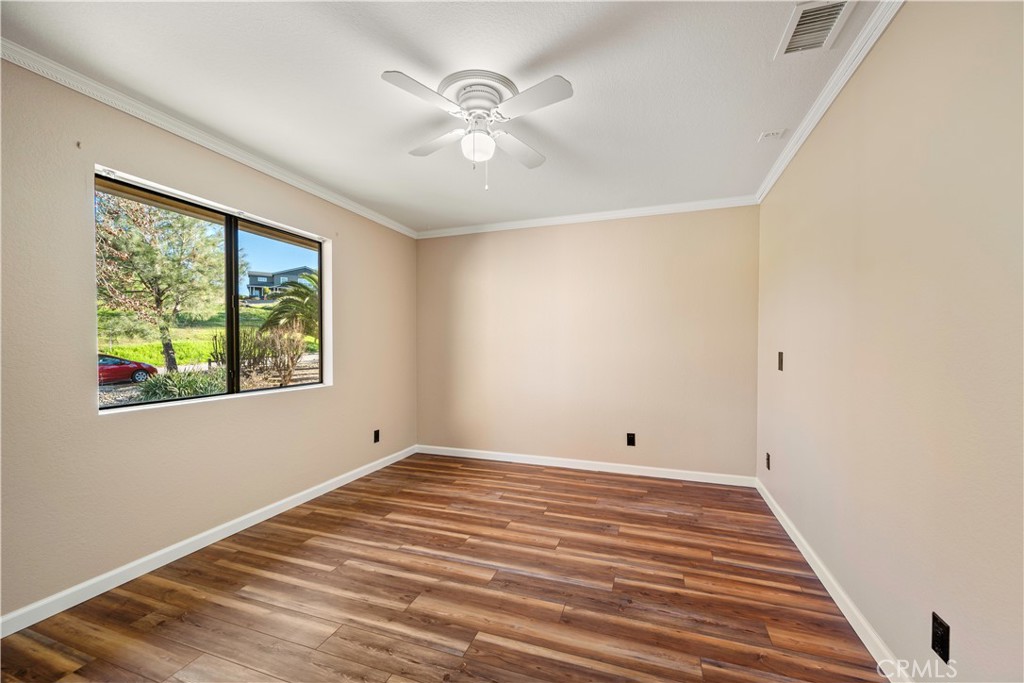 616 Jackson Dr, Paso Robles, CA 93446