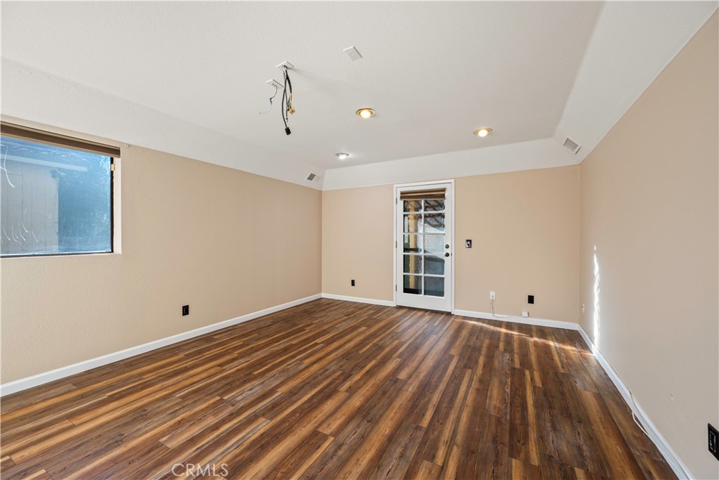 616 Jackson Dr, Paso Robles, CA 93446