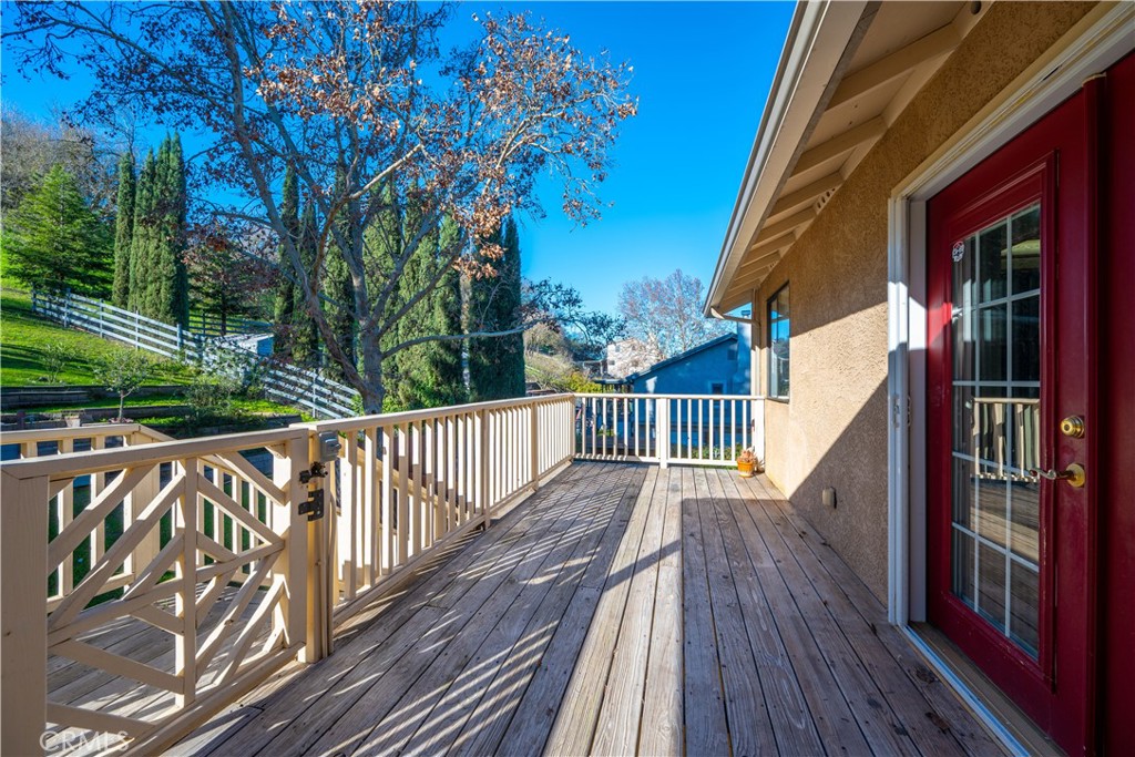 616 Jackson Dr, Paso Robles, CA 93446