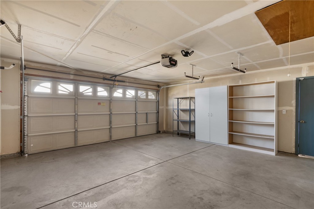 15647 Wooten Ct, Kerman, CA 93630