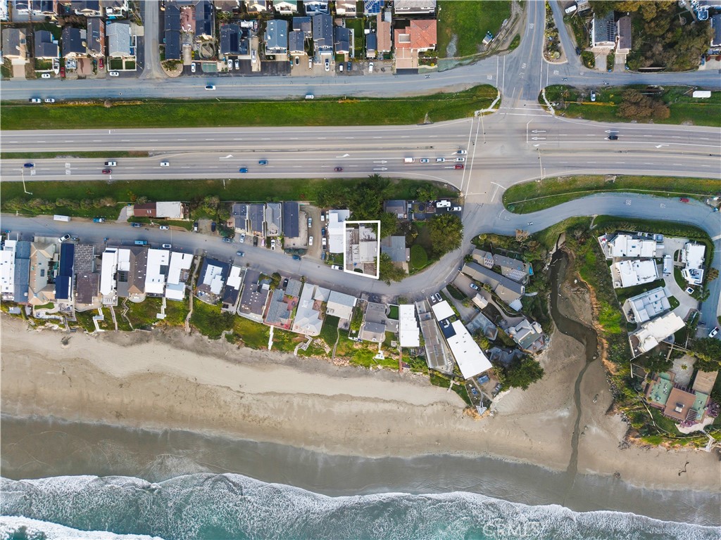 2873 & 2871 Studio Dr, Cayucos, CA 93430