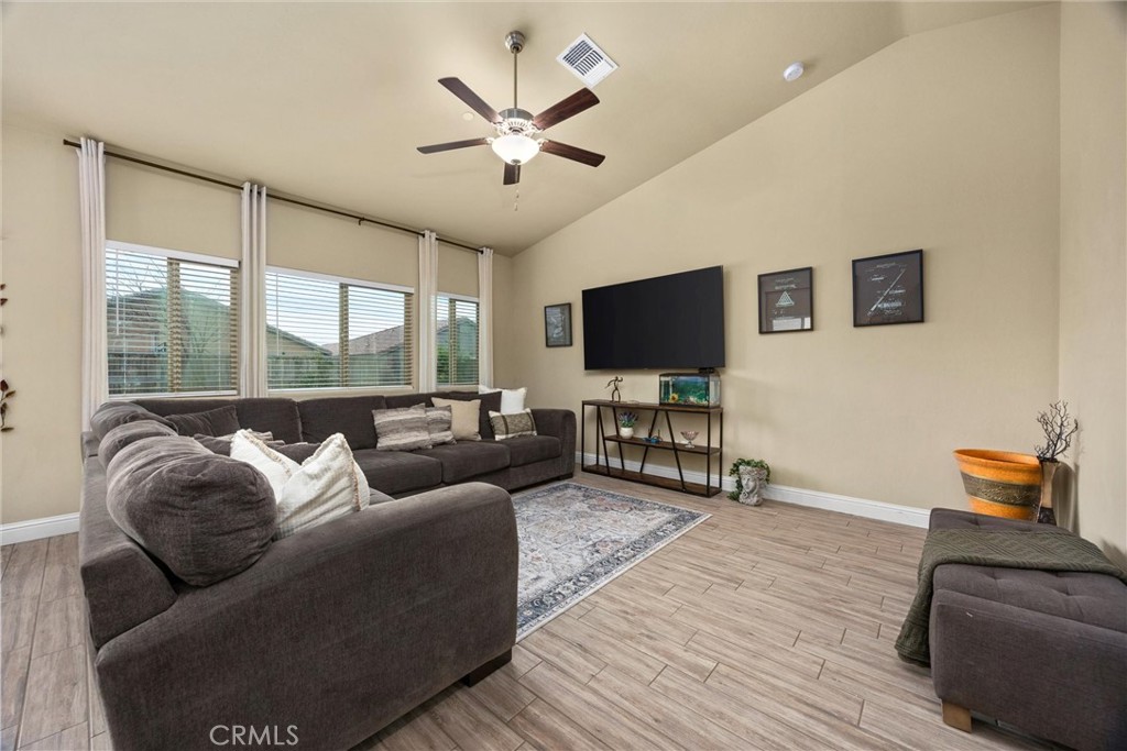 9405 Laurel Ridge, Shafter, CA 93263