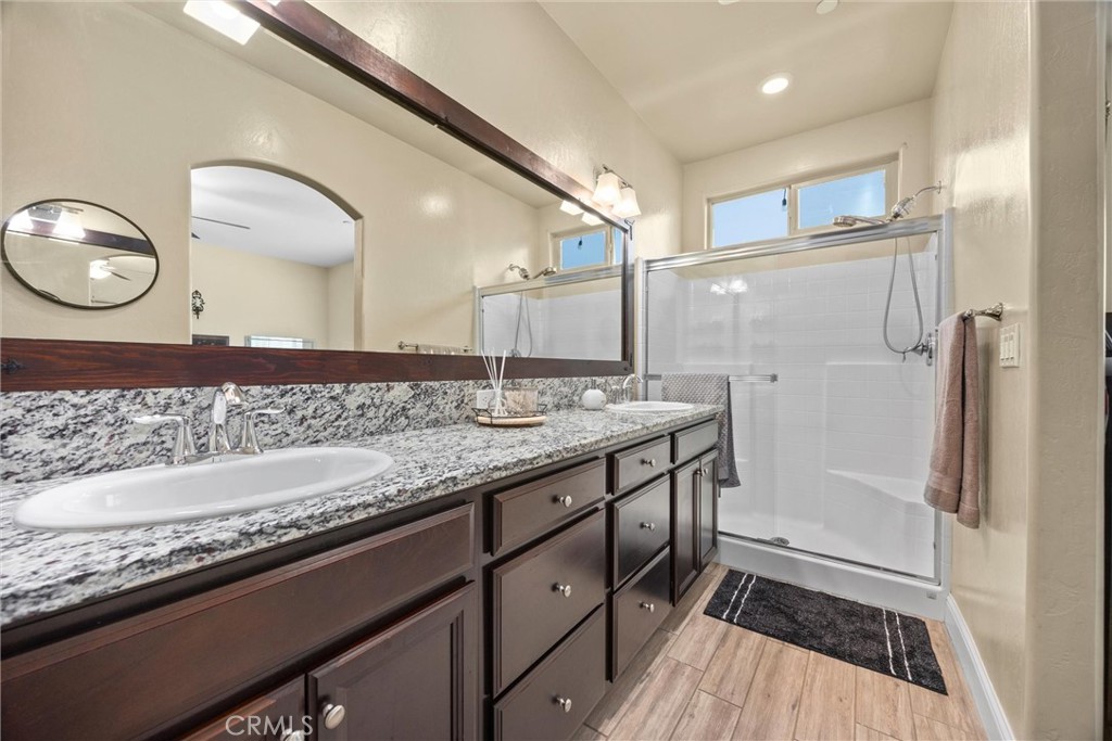 9405 Laurel Ridge, Shafter, CA 93263