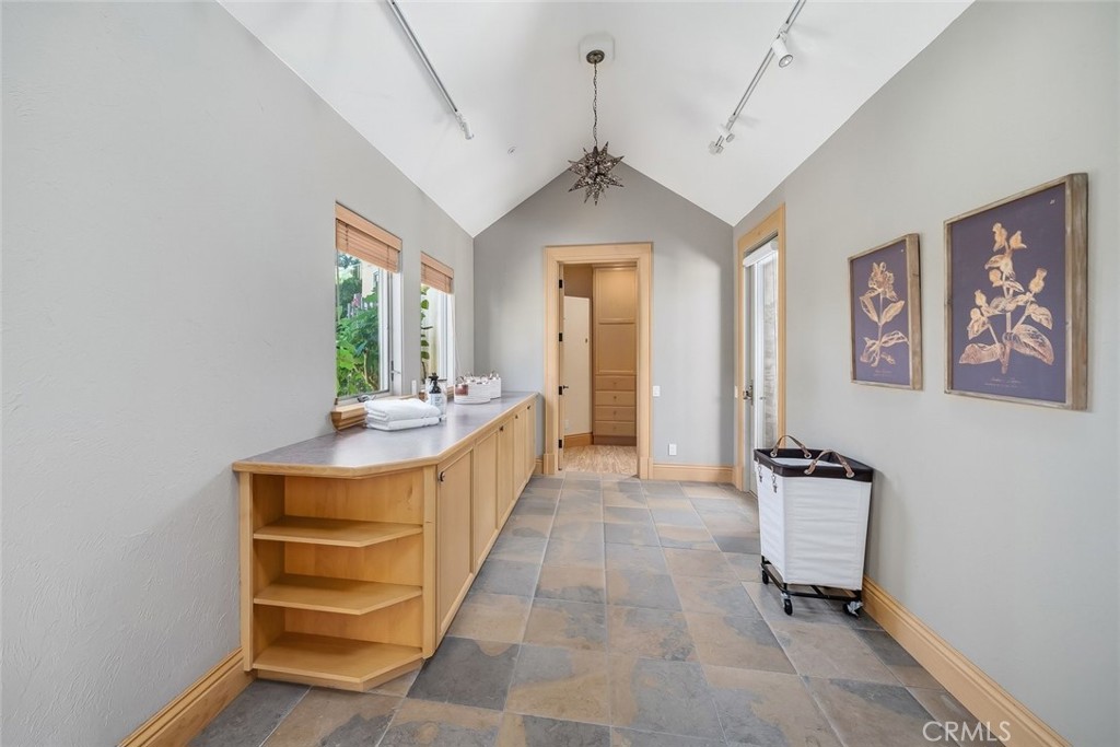 6550 Avila Valley Dr, San Luis Obispo, CA 93405