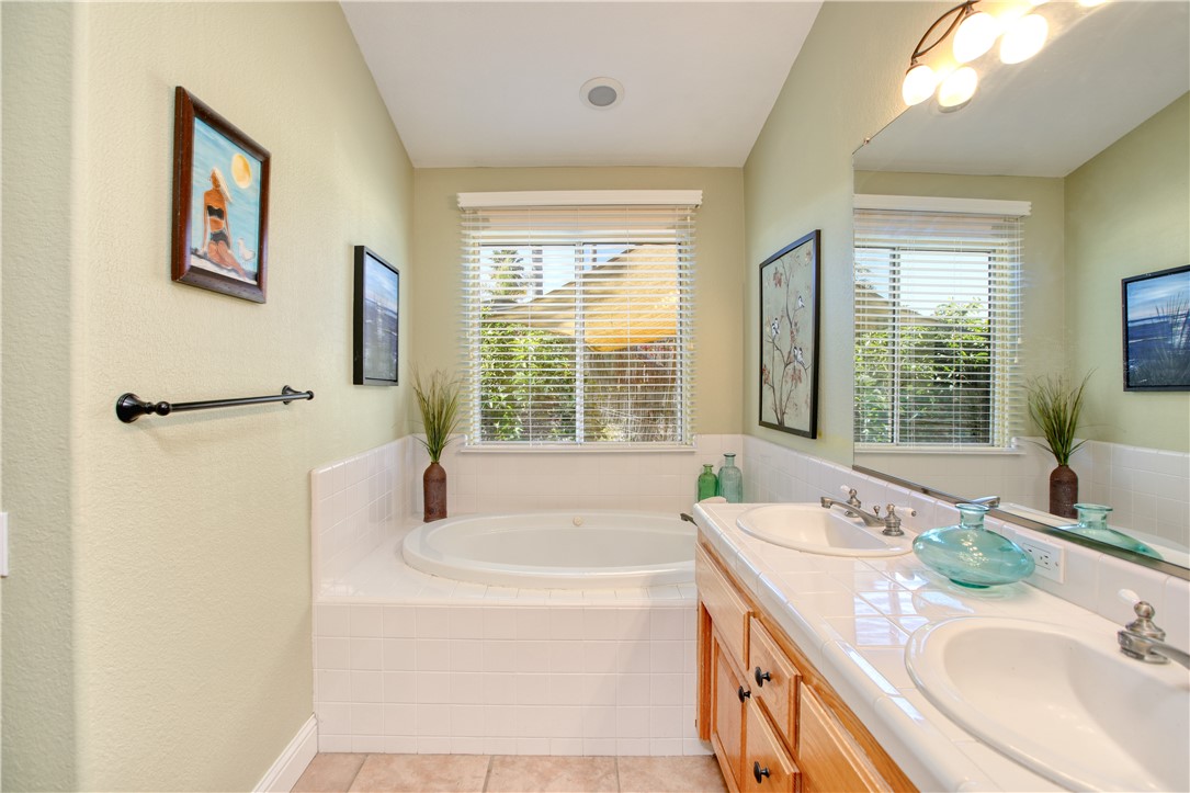 72 El Viento, Pismo Beach, CA 93449