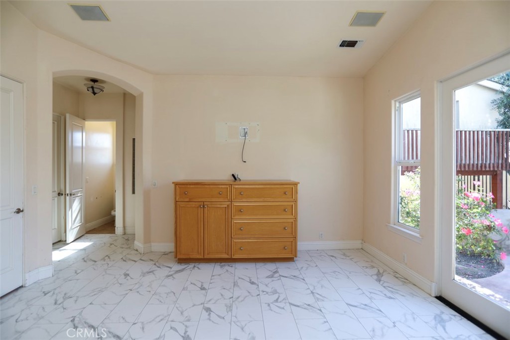 1639 Kleck, Paso Robles, CA 93446