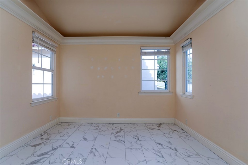 1639 Kleck, Paso Robles, CA 93446