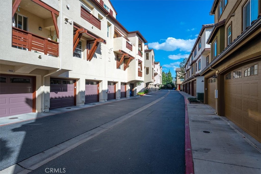 954 Tarragon Ln, San Luis Obispo, CA 93401