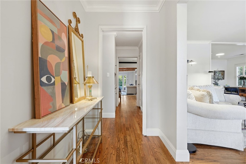 1708 W Myrtle Ave, Visalia, CA 93277