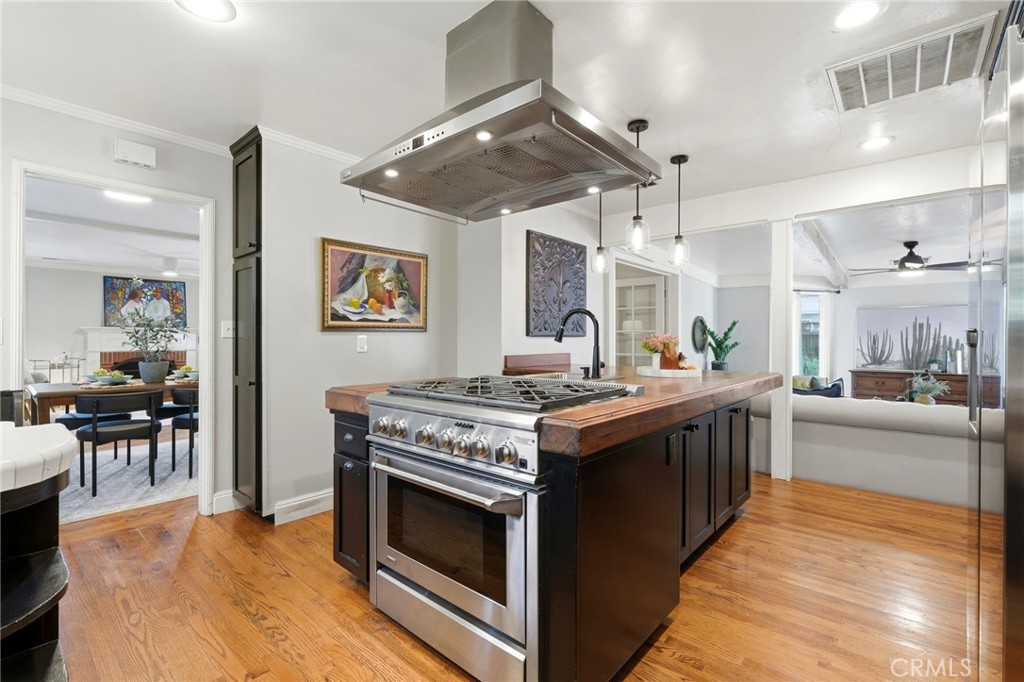 1708 W Myrtle Ave, Visalia, CA 93277