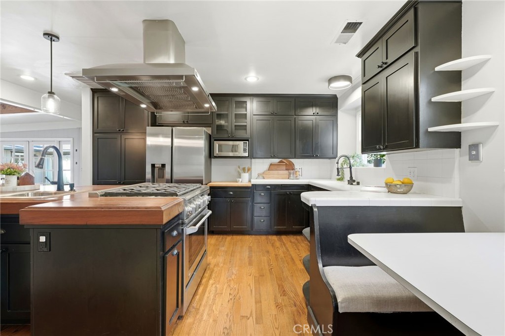 1708 W Myrtle Ave, Visalia, CA 93277