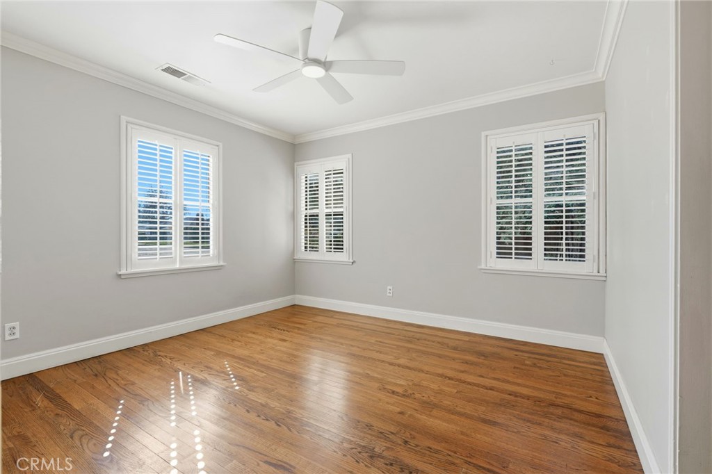 1708 W Myrtle Ave, Visalia, CA 93277