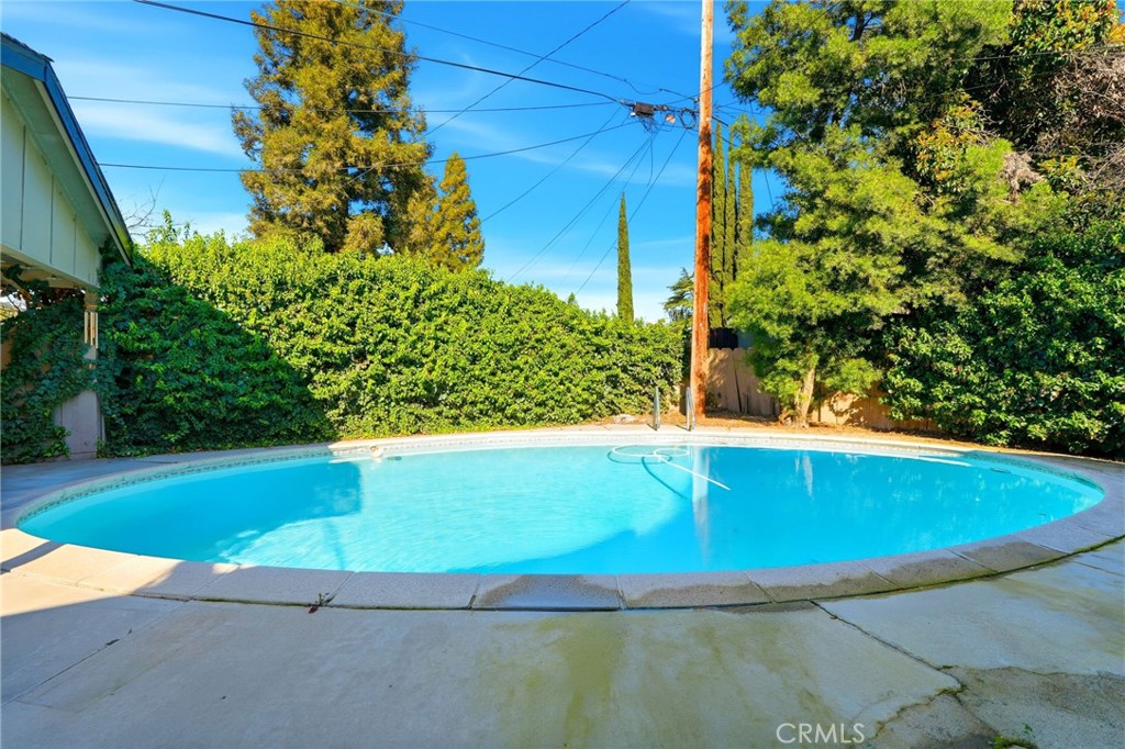 1708 W Myrtle Ave, Visalia, CA 93277