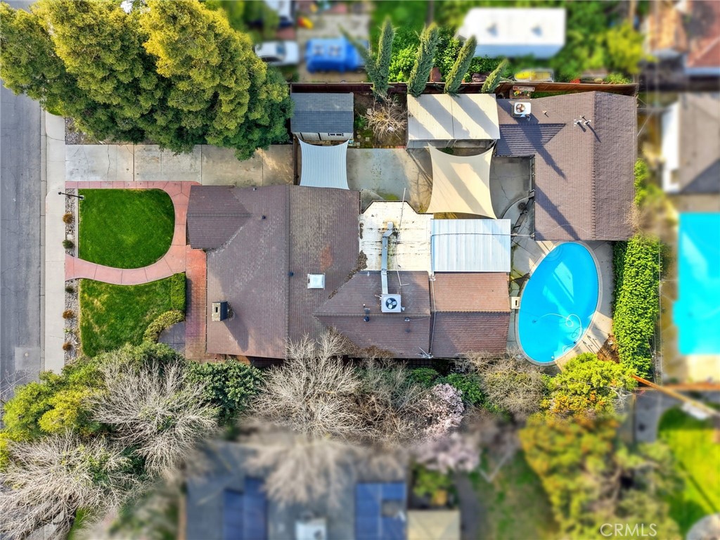 1708 W Myrtle Ave, Visalia, CA 93277