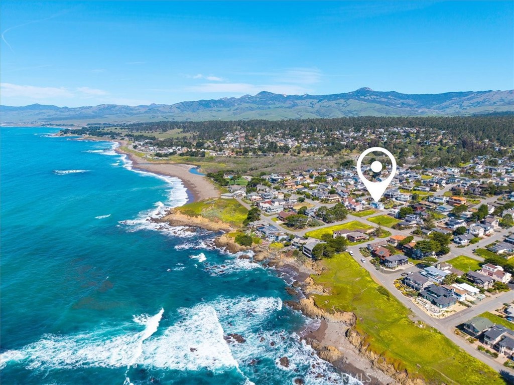 333 Hastings St, Cambria, CA 93428