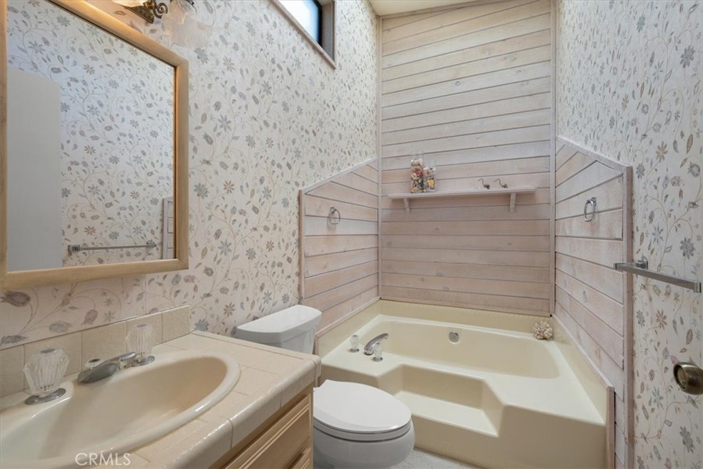 333 Hastings St, Cambria, CA 93428