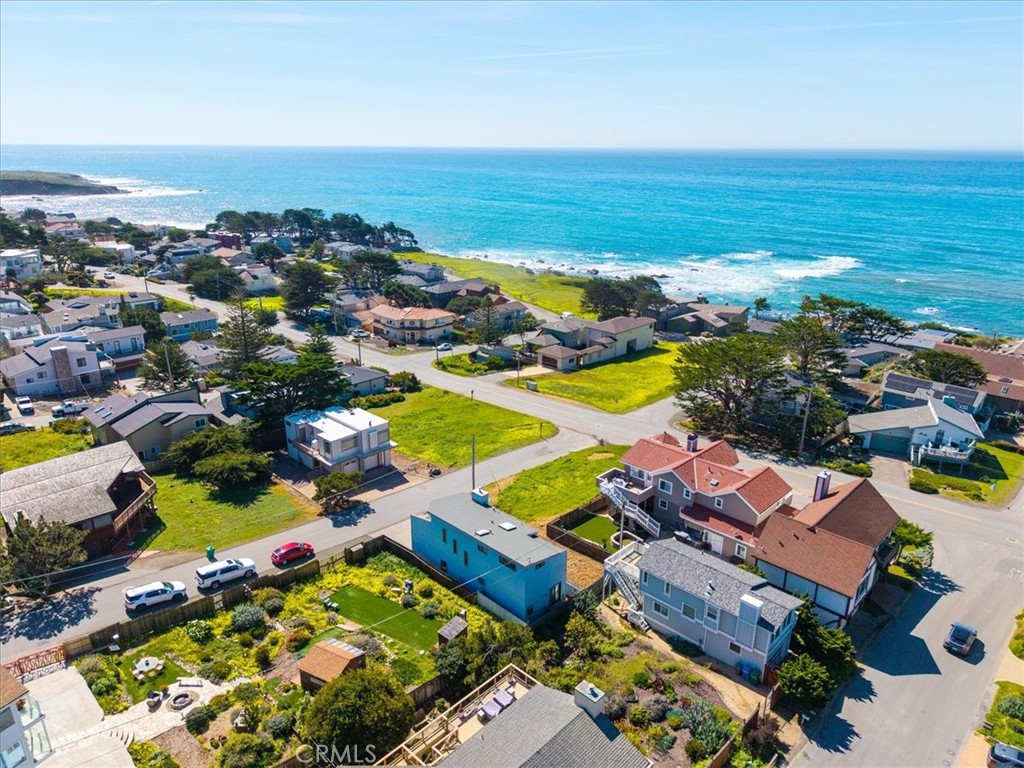 333 Hastings St, Cambria, CA 93428