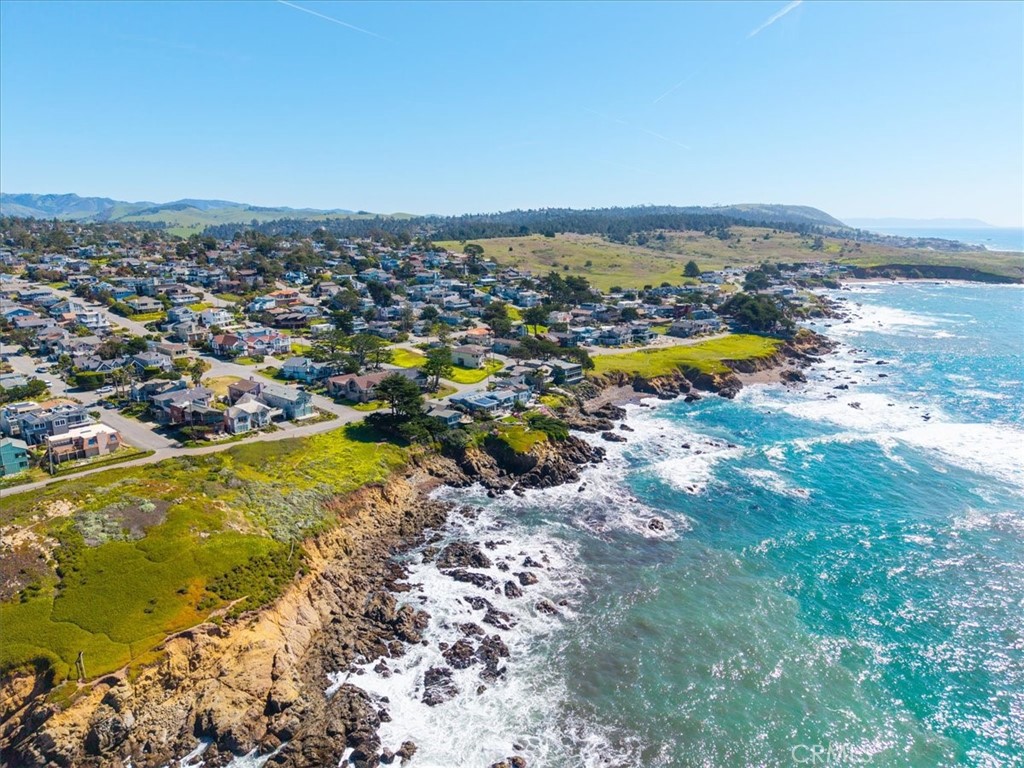 333 Hastings St, Cambria, CA 93428