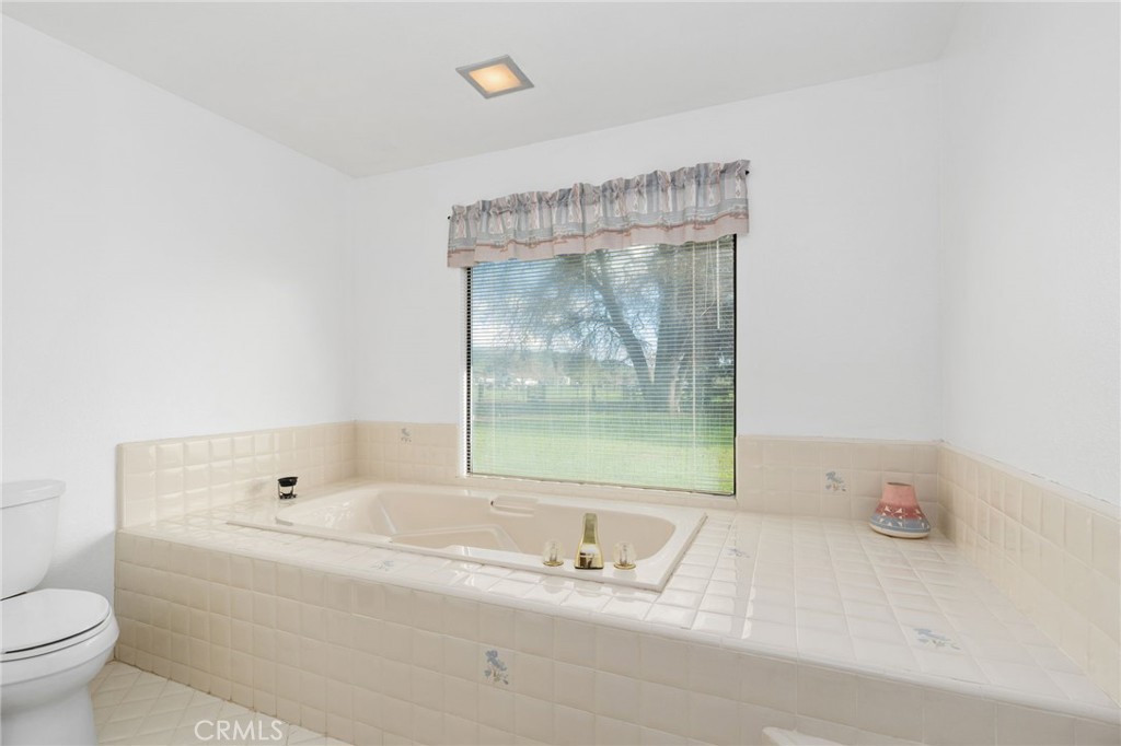 39500 Millwood #C, Woodlake, CA 93286