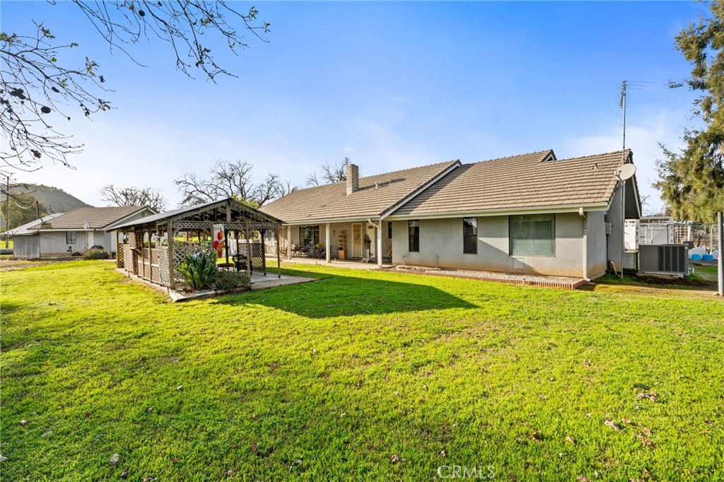 39500 Millwood #C, Woodlake, CA 93286