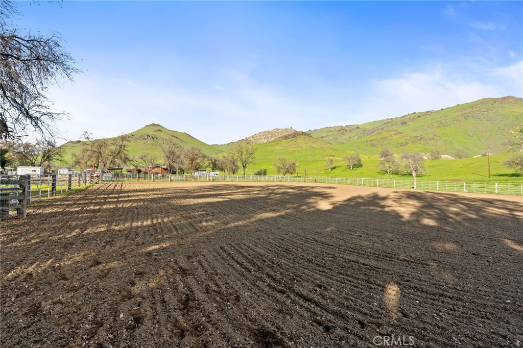 39500 Millwood #C, Woodlake, CA 93286